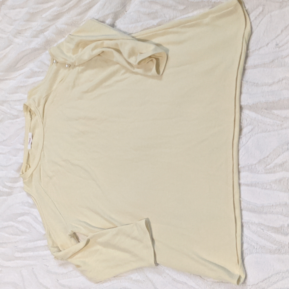 💜Baby Yellow Cold Shoulder Top💜